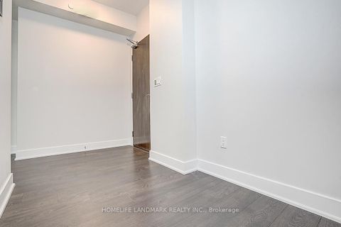 Photo 17 at 3004 - 88 Sheppard Avenue E, Willowdale East, Toronto