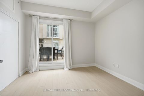 Photo 13 at 579 - 36 Stadium Road, Niagara, Toronto