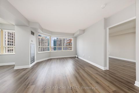 Photo 12 at PH104 - 335 WEBB Drive, City Centre, Mississauga