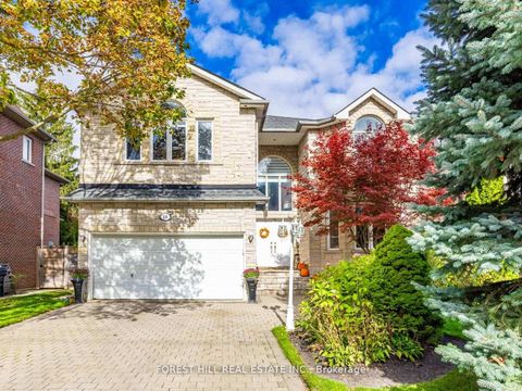Photo 1 at 16 Northwood Drive, Newtonbrook East, Toronto