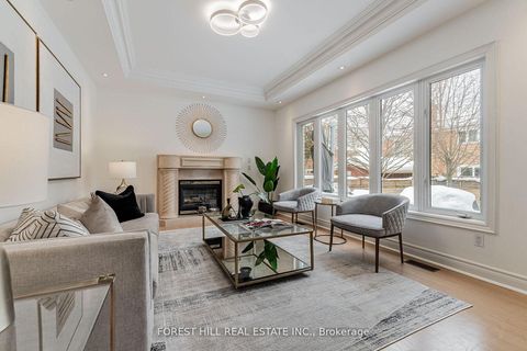 Photo 15 at 16 Northwood Drive, Newtonbrook East, Toronto