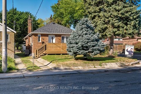 Photo 2 at 74 St Hubert Avenue, East York, Toronto