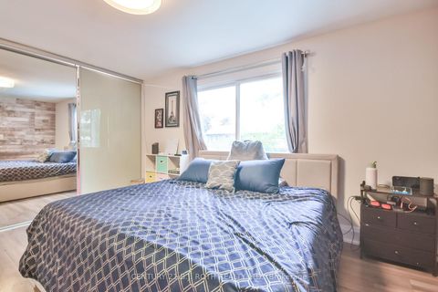 Photo 12 at 16 Gloria Street, Sunnidale, Barrie