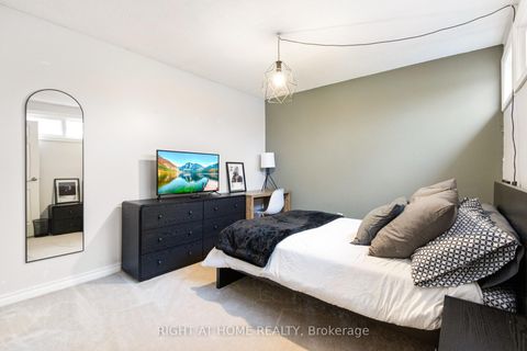 Photo 22 at 117 - 219 Milestone Crescent, Aurora Village, Aurora