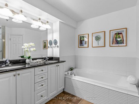 Photo 12 at 51 - 8 Brighton Place, Yorkhill, Vaughan