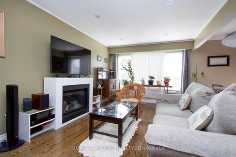 Photo 4 at 22 Sunset Road, Bowmanville, Clarington