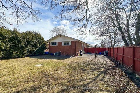 Photo 25 at 22 Sunset Road, Bowmanville, Clarington