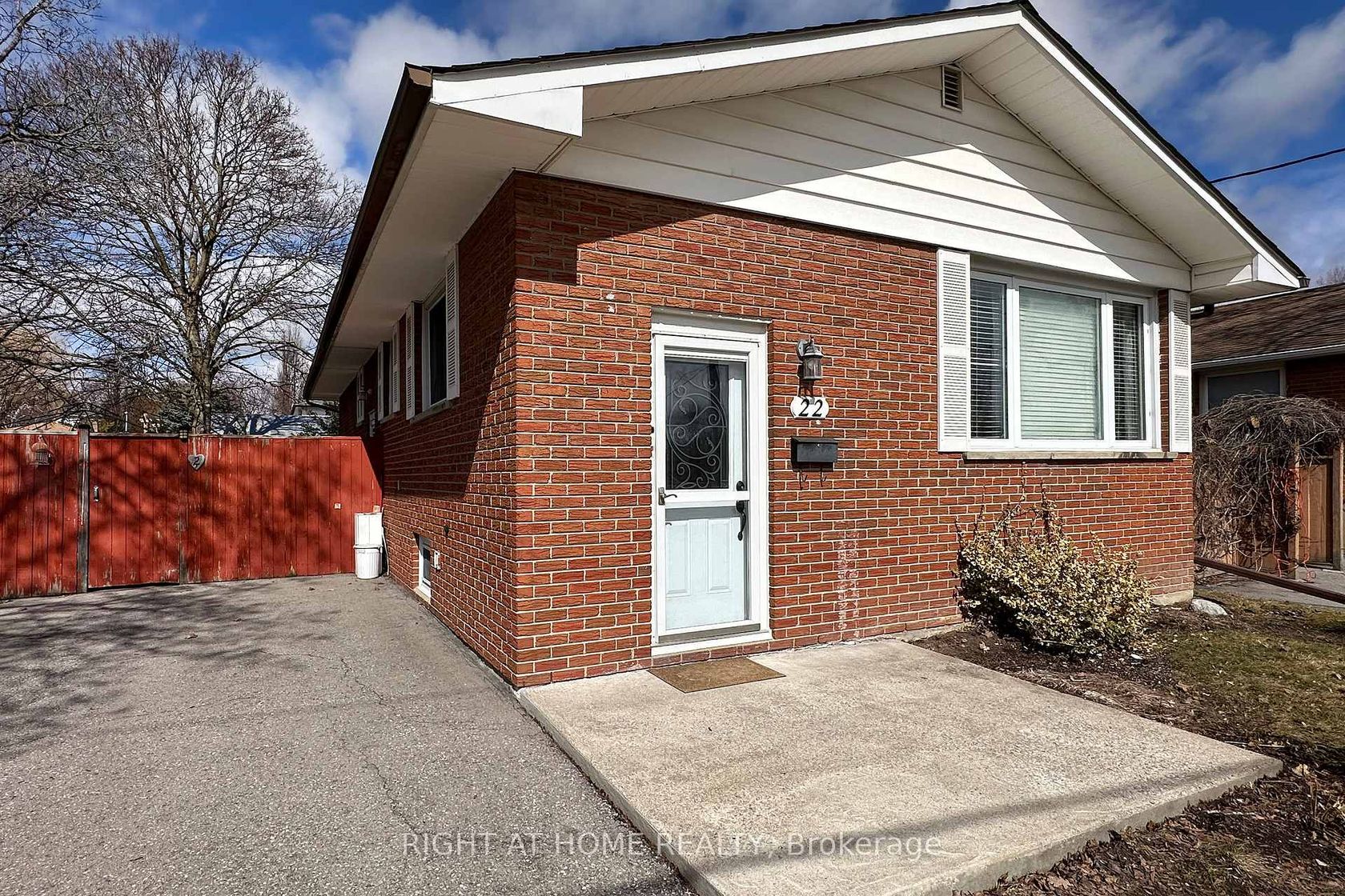 22 Sunset Road, Bowmanville, Clarington 