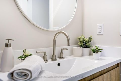 Photo 41 at 399 Lake Promenade, Long Branch, Toronto