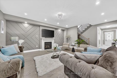 Photo 8 at 46 Wamsley Crescent, Newcastle, Clarington