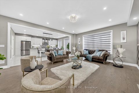 Photo 9 at 46 Wamsley Crescent, Newcastle, Clarington