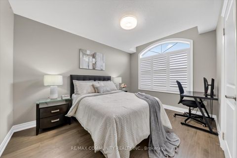 Photo 24 at 46 Wamsley Crescent, Newcastle, Clarington