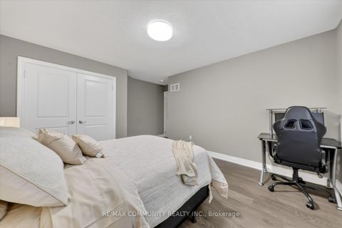 Photo 30 at 46 Wamsley Crescent, Newcastle, Clarington