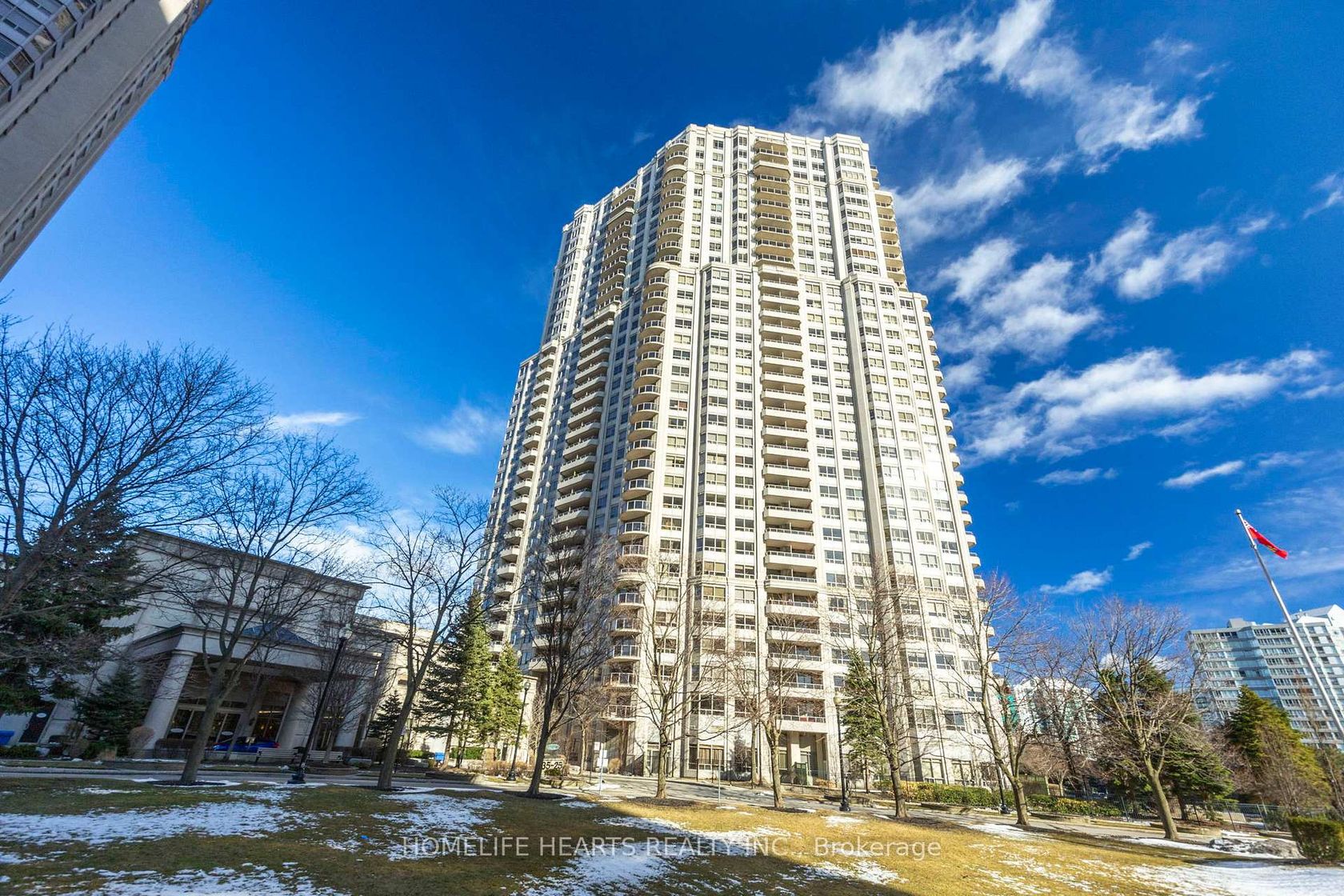 1221 - 25 Kingsbridge Garden Circle, Hurontario, Mississauga by Loree Meneguzzi Real Estate 1221 - 25 Kingsbridge Garden Circle, Hurontario, Mississauga