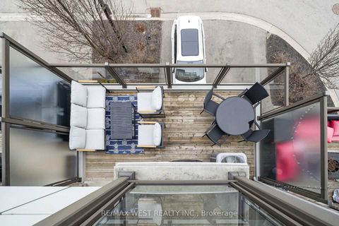 Photo 21 at 8208 Pine Valley Drive, East Woodbridge, Vaughan