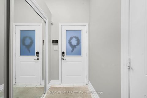 Photo 33 at 8208 Pine Valley Drive, East Woodbridge, Vaughan