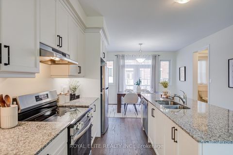 Photo 16 at 97 Thomas Frisby Jr Crescent, Victoria Square, Markham