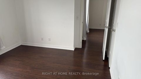 Photo 8 at 701 - 9245 Jane Street, Maple, Vaughan