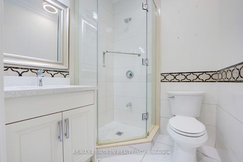 Photo 11 at 19 Irvington Crescent, Willowdale East, Toronto