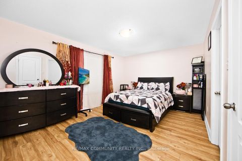 Photo 13 at 2462 Bromus Path, Windfields, Oshawa