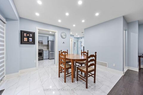 Photo 10 at 10 Crieff Avenue, Maple, Vaughan