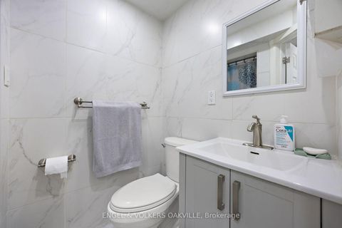 Photo 33 at 10 Crieff Avenue, Maple, Vaughan