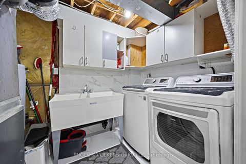 Photo 34 at 10 Crieff Avenue, Maple, Vaughan