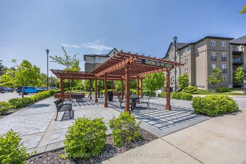 Photo 18 at 407 - 40 Ferndale Drive S, Ardagh, Barrie