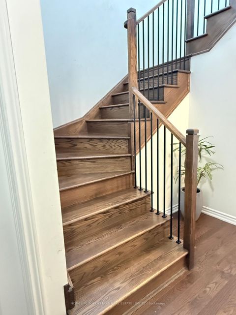 Photo 8 at 98 Shepherd Drive, Rural Barrie Southeast, Barrie