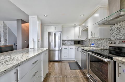 Photo 10 at 1411 - 11 Wincott Drive, The Westway, Toronto