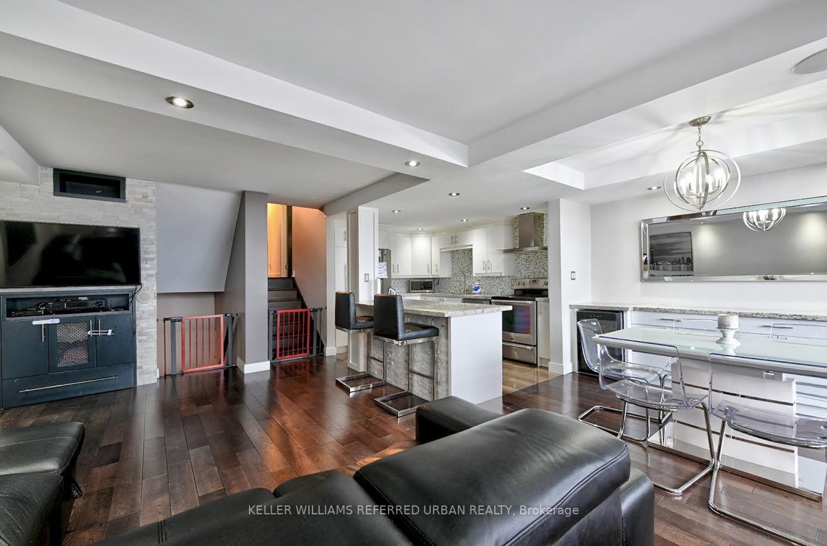 1411 - 11 Wincott Drive, The Westway, Toronto photo 4