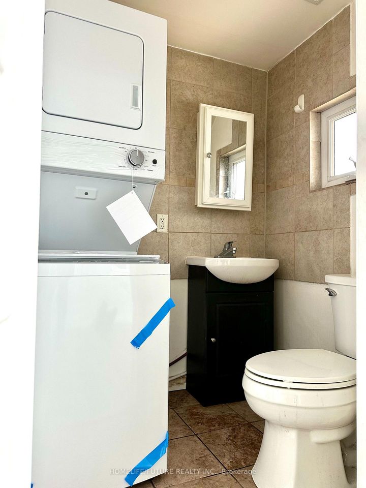 Photo 22 at 117 Harmony Avenue, Homeside, Hamilton