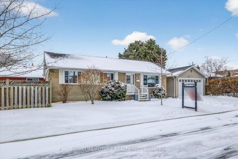 Photo 2 at 83 Pachino Boulevard, Maryvale, Toronto