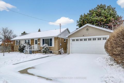 Photo 3 at 83 Pachino Boulevard, Maryvale, Toronto