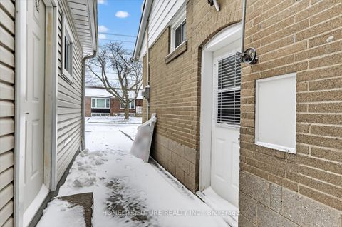 Photo 5 at 83 Pachino Boulevard, Maryvale, Toronto