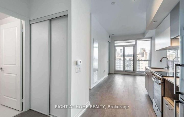 Photo 6 at 938 - 251 Jarvis Street, Yonge Corridor, Toronto