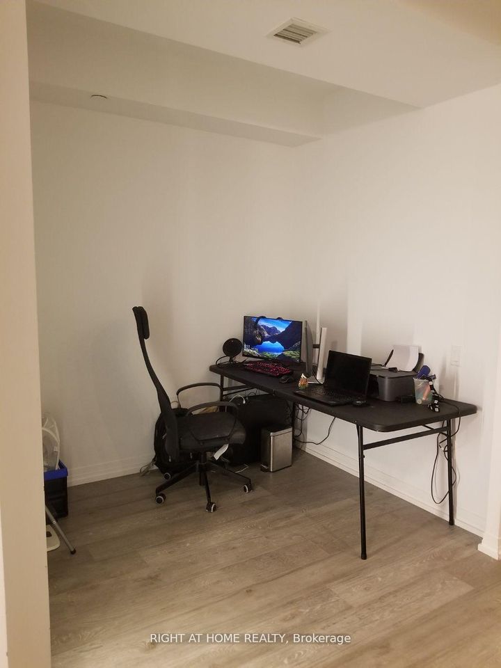 Photo 18 at 938 - 251 Jarvis Street, Yonge Corridor, Toronto