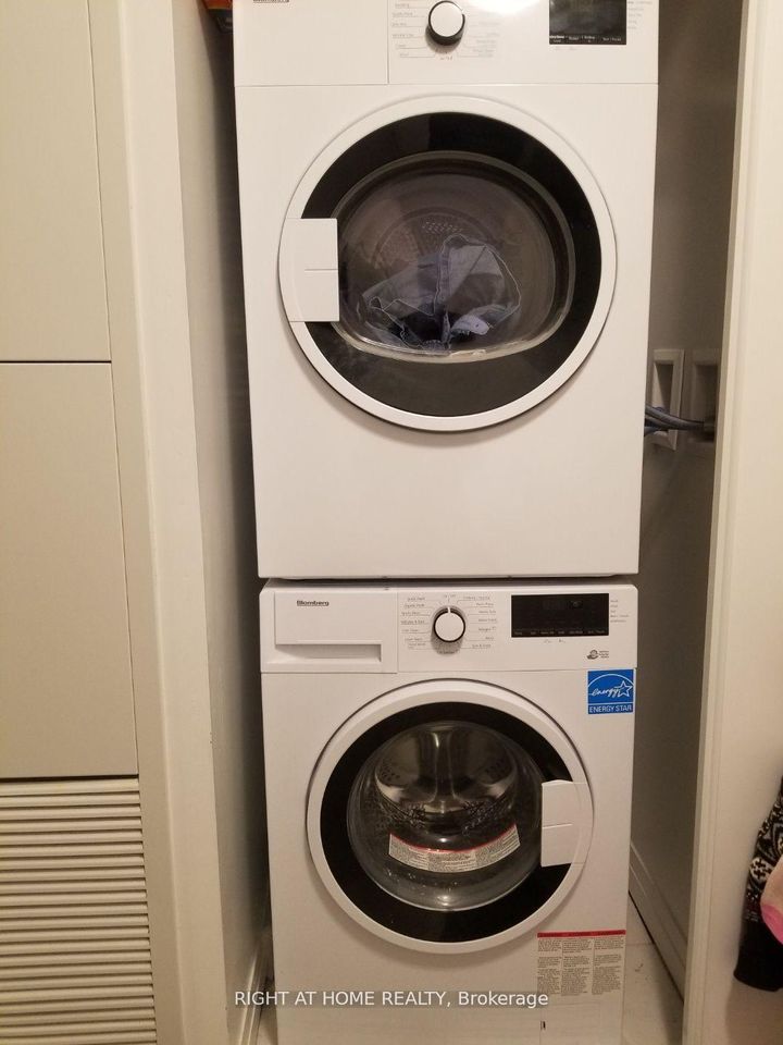 Photo 23 at 938 - 251 Jarvis Street, Yonge Corridor, Toronto