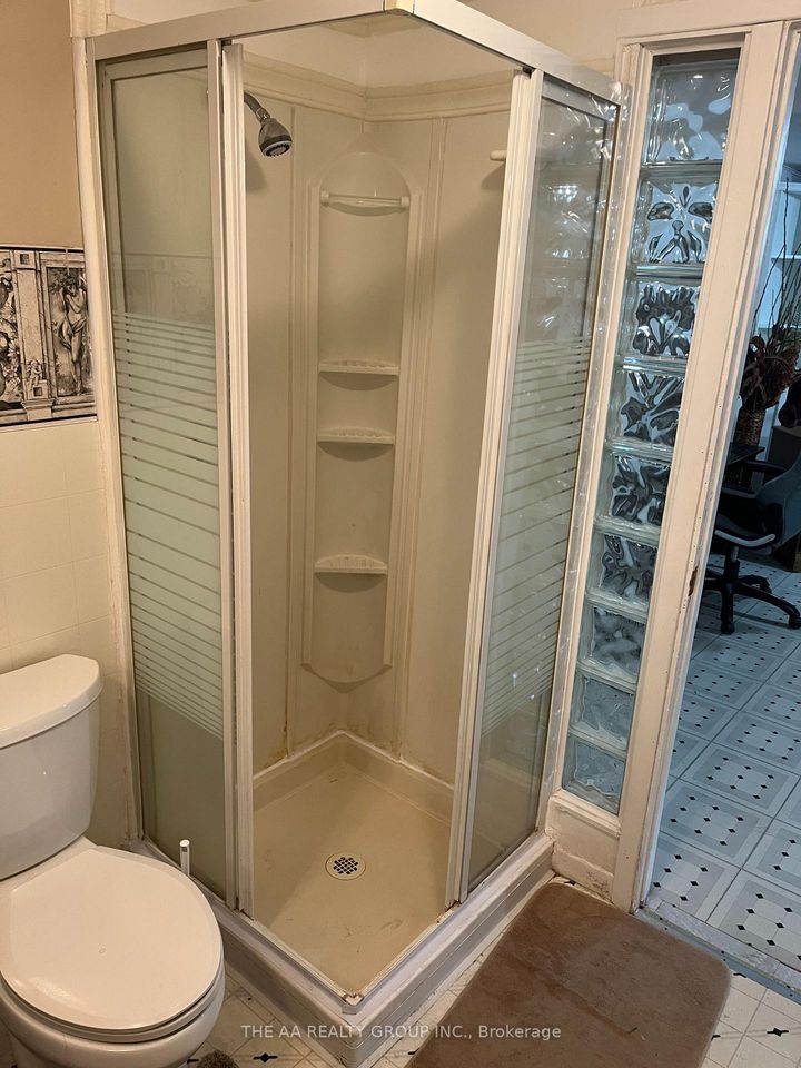 Photo 34 at 155 Britannia Avenue, Bradford, Bradford West Gwillimbury