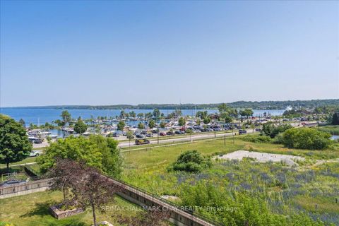 Photo 32 at 1404 - 2 Toronto Street, City Centre, Barrie