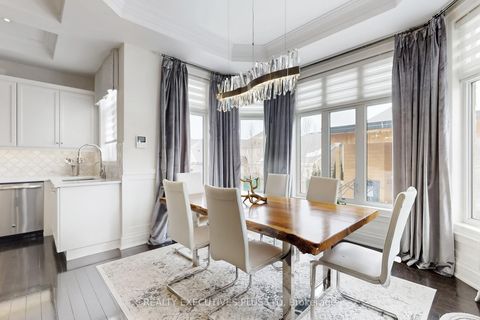 Photo 6 at 10 Sim Hill Crescent, King City, King