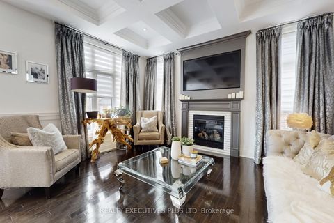 Photo 10 at 10 Sim Hill Crescent, King City, King