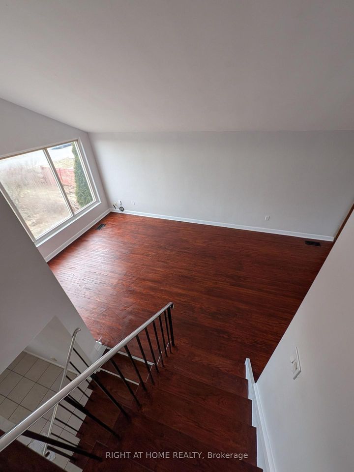 Photo 9 at 740 Stone Street, Lakeview, Oshawa