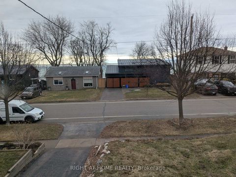 Photo 2 at 740 Stone Street, Lakeview, Oshawa