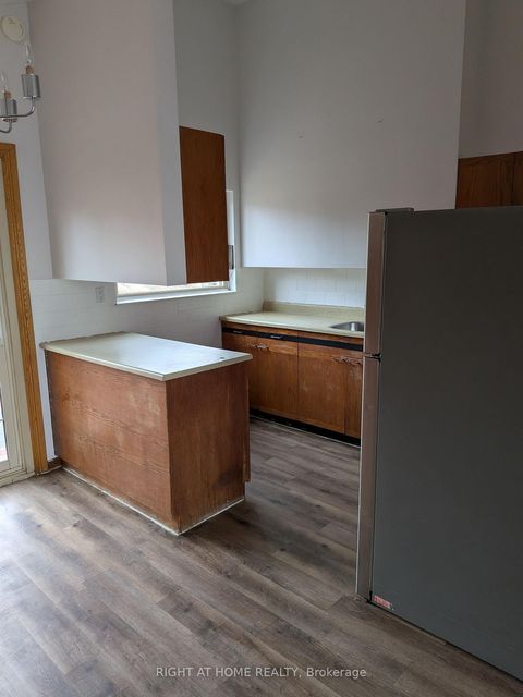 Photo 11 at 740 Stone Street, Lakeview, Oshawa