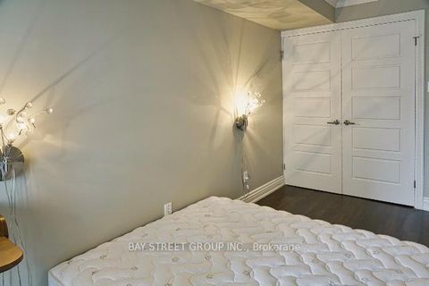 Photo 16 at 1111 - 256 Doris Avenue, Willowdale East, Toronto