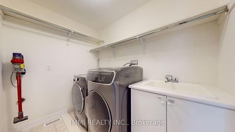 Photo 25 at 12 Badgerow Way, Rural Aurora, Aurora