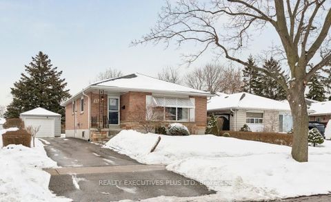 Photo 0 at 23 Helmsdale Crescent, Clairville, Toronto