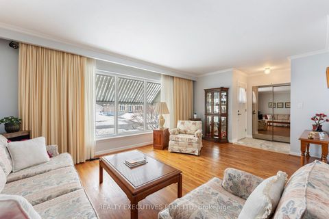 Photo 2 at 23 Helmsdale Crescent, Clairville, Toronto
