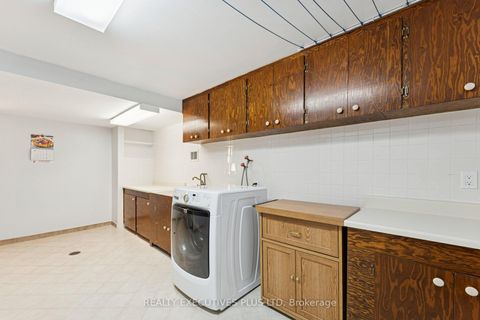 Photo 22 at 23 Helmsdale Crescent, Clairville, Toronto